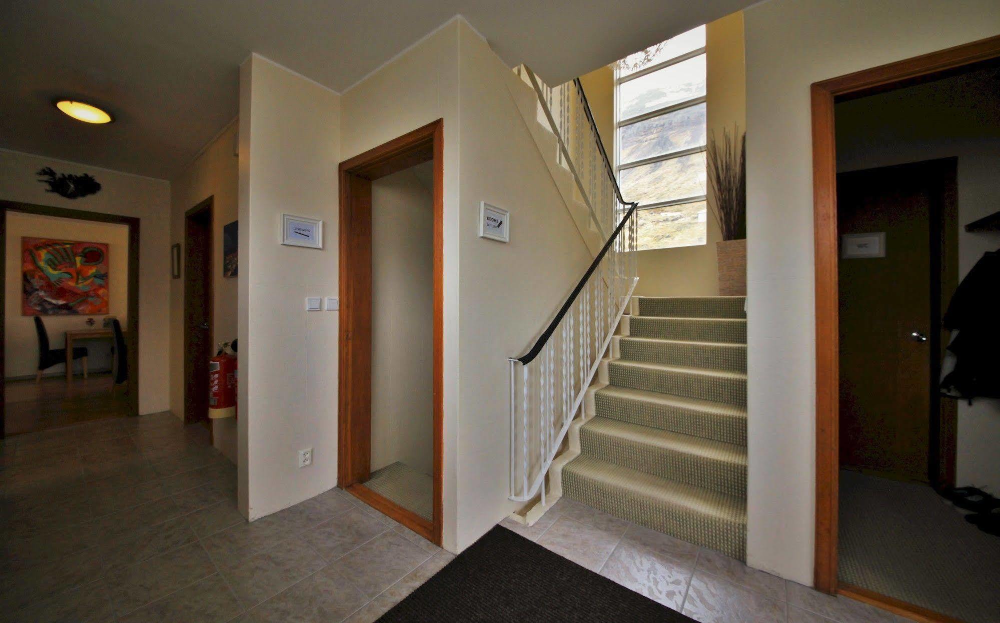 Comfy Guesthouse Westfjords Sudureyri Екстер'єр фото