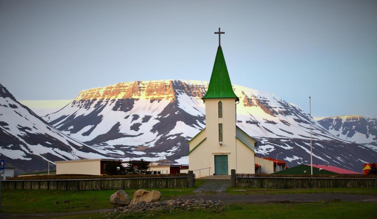 Comfy Guesthouse Westfjords Sudureyri Екстер'єр фото